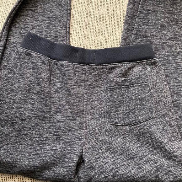 Hollister Women’s Joggers Size Small - Picture 5 of 11